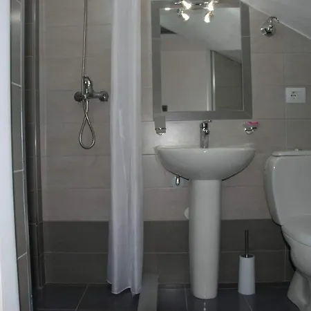 Hotel The Hill 5*