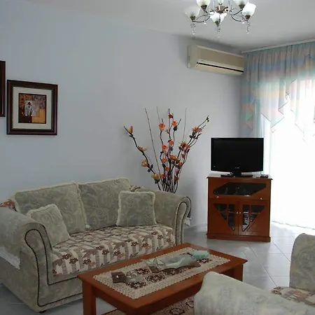 Hotel The Hill Sarande